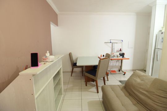 Sala de apartamento para alugar com 2 quartos, 48m² em Jardim Betania, Sorocaba