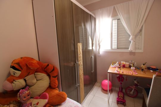 Quarto 2 de apartamento para alugar com 2 quartos, 48m² em Jardim Betania, Sorocaba