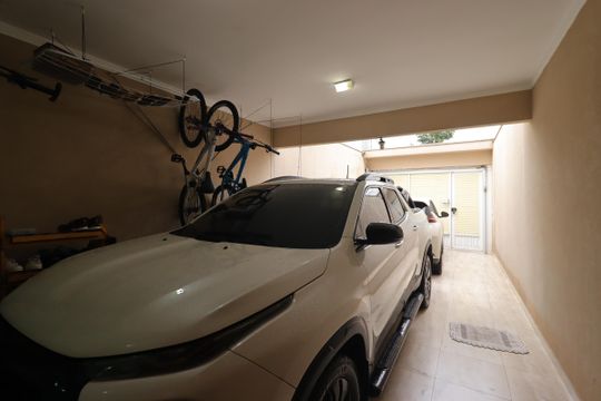 Garagem de casa para alugar com 3 quartos, 175m² em Vila Camilópolis, Santo André