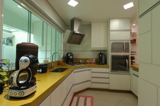 Cozinha de casa para alugar com 3 quartos, 175m² em Vila Camilópolis, Santo André
