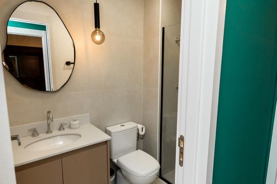 Banheiro 2 de apartamento à venda com 2 quartos, 57m² em Parque Industrial, Campinas