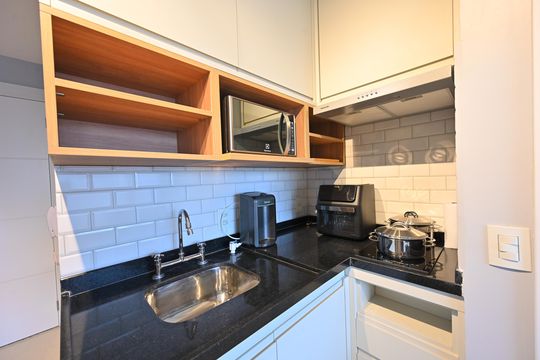 Cozinha de apartamento para alugar com 1 quarto, 32m² em Ibirapuera, São Paulo