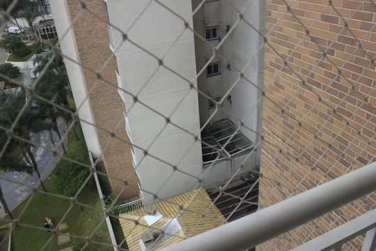 Varanda da suíte de apartamento para alugar com 3 quartos, 76m² em Picanço, Guarulhos