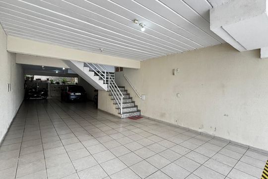 Garagem de apartamento para alugar com 2 quartos, 50m² em Vila Guarani, Santo André