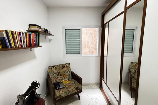 Quarto 2 de apartamento para alugar com 2 quartos, 50m² em Vila Guarani, Santo André