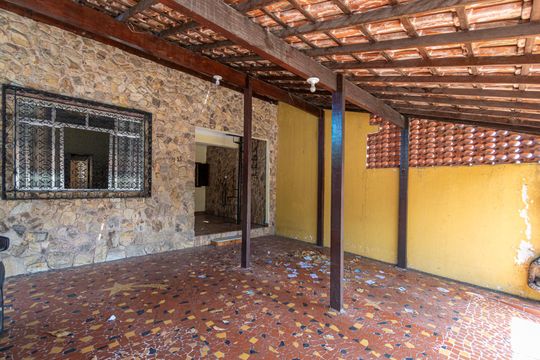 Área comum - Garagem de casa para alugar com 2 quartos, 160m² em Brás de Pina, Rio de Janeiro