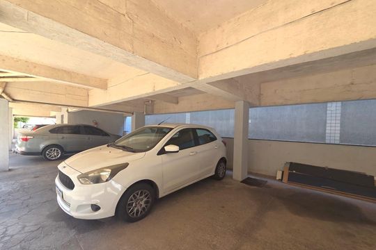 Garagem de apartamento à venda com 3 quartos, 70m² em Monsenhor Messias, Belo Horizonte