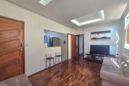 Apartamento à venda com 3 quartos, 70m² em Monsenhor Messias, Belo Horizonte