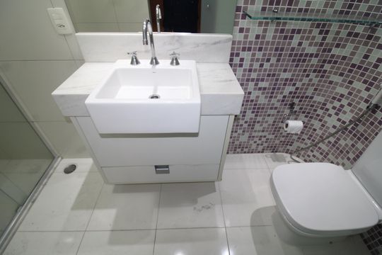 Banheiro 1 de apartamento à venda com 2 quartos, 92m² em Santana, São Paulo