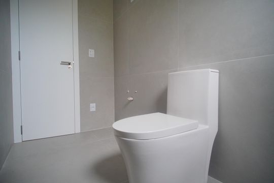 Banheiro de casa à venda com 3 quartos, 118m² em Primavera, Novo Hamburgo