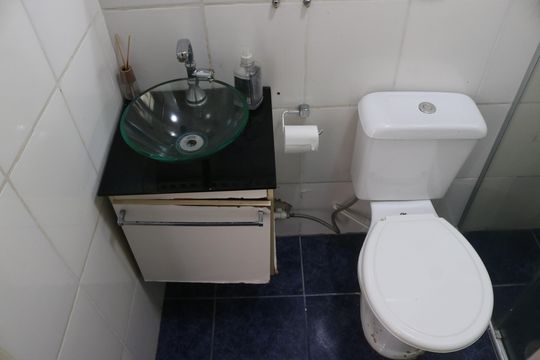 Banheiro 2 de apartamento para alugar com 2 quartos, 100m² em Bom Retiro, São Paulo