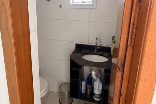 Banheiro 3 de casa à venda com 3 quartos, 125m² em Vila Ivone, São Paulo