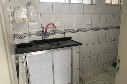 Cozinha de apartamento para alugar com 1 quarto, 49m² em Ilha Porchat, São Vicente