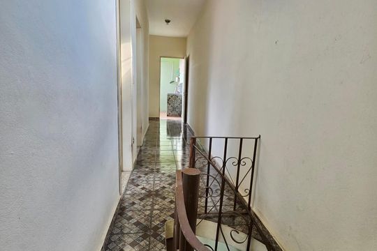 Corredor  de casa para alugar com 3 quartos, 220m² em Frei Eustaquio, Belo Horizonte
