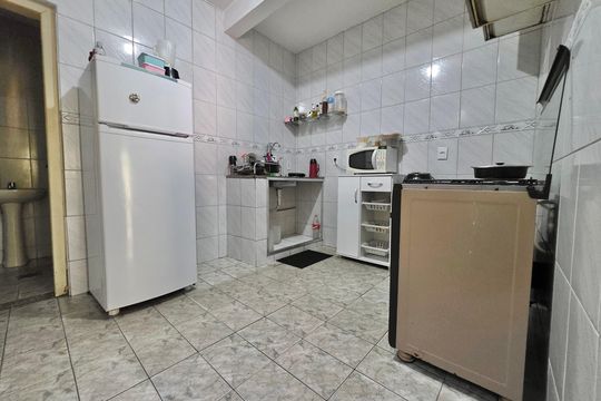 Cozinha  de casa para alugar com 3 quartos, 220m² em Frei Eustaquio, Belo Horizonte