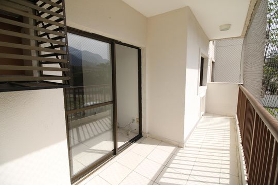 Varanda de apartamento para alugar com 4 quartos, 101m² em Jacarepaguá, Rio de Janeiro