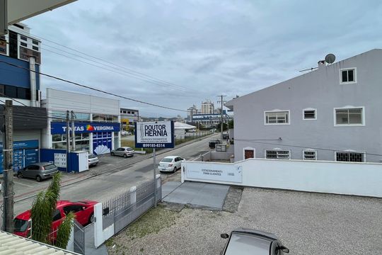 Vista do Quarto 1 de casa para alugar com 2 quartos, 352m² em Caminho Novo, Palhoça