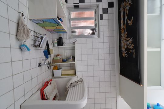 Área de Serviço de casa à venda com 3 quartos, 200m² em Jardim Consorcio, São Paulo