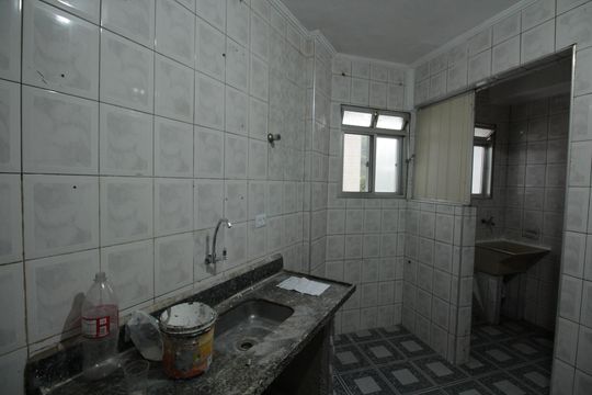 Cozinha e Área de Serviço de apartamento para alugar com 2 quartos, 54m² em Saboó, Santos