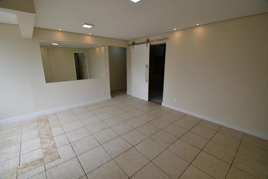 Sala de apartamento à venda com 2 quartos, 86m² em Vila Rossi Borghi E Siqueira, Campinas