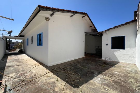 Área externa de casa para alugar com 3 quartos, 300m² em Jardim Vera Cruz, São Bernardo do Campo