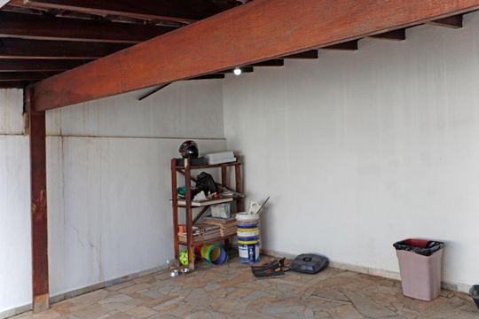 Área externa de casa à venda com 2 quartos, 138m² em Residencial Aquário, Vinhedo