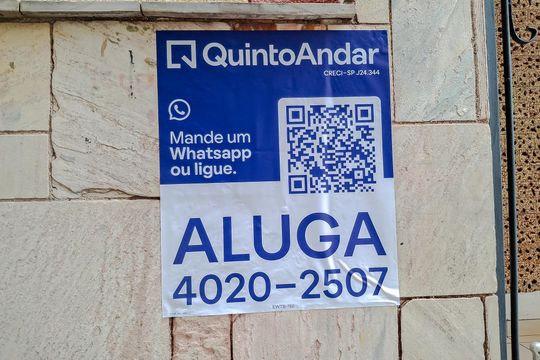 Placa de kitnet/studio para alugar com 1 quarto, 32m² em Liberdade, São Paulo