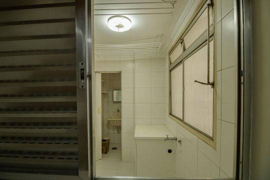Vista quarto 1 de apartamento para alugar com 2 quartos, 90m² em Indianópolis, São Paulo