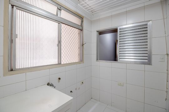 Área de Serviço de apartamento para alugar com 2 quartos, 90m² em Indianópolis, São Paulo