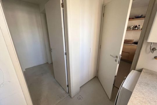 Corredor de apartamento para alugar com 2 quartos, 120m² em Sumarezinho, São Paulo