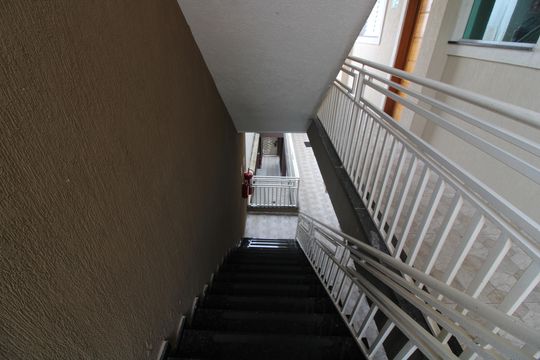 escada de apartamento à venda com 2 quartos, 34m² em Jardim Nordeste, São Paulo