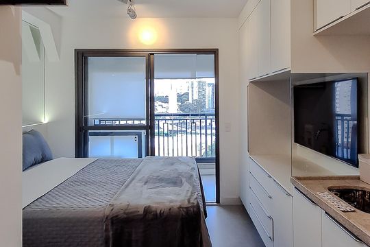 Cozinha de kitnet/studio para alugar com 1 quarto, 23m² em Jardim Vila Mariana, São Paulo