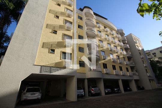 Fachada de apartamento à venda com 2 quartos, 67m² em Tanque, Rio de Janeiro