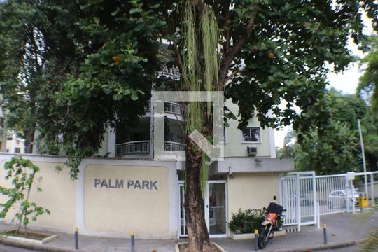 Fachada do Condomínio de apartamento à venda com 2 quartos, 67m² em Tanque, Rio de Janeiro