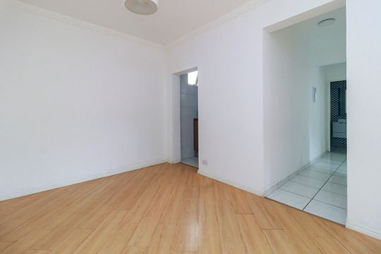 Sala de apartamento para alugar com 2 quartos, 56m² em Jardim Casablanca, São Paulo