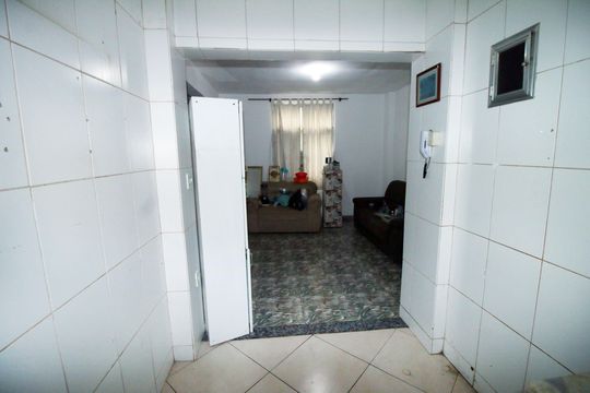 Cozinha de apartamento à venda com 1 quarto, 48m² em Olaria, Rio de Janeiro
