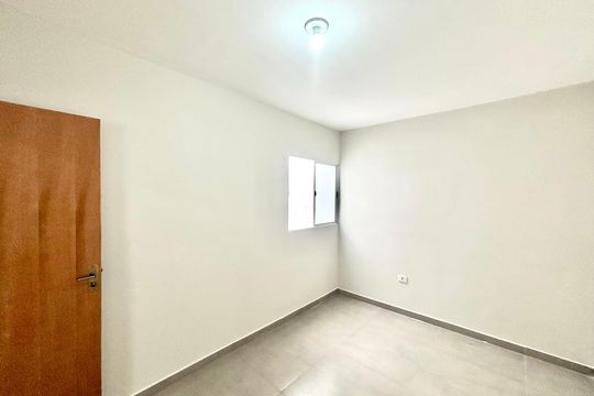 Quarto 1 de apartamento para alugar com 2 quartos, 50m² em Vila Dalila, São Paulo