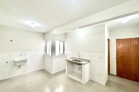 Sala/Cozinha de apartamento para alugar com 2 quartos, 50m² em Vila Dalila, São Paulo