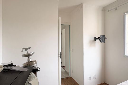 Quarto 2 de apartamento para alugar com 2 quartos, 33m² em Jardim Iris, São Paulo