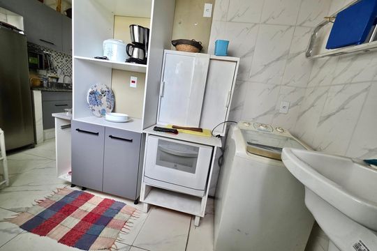 Cozinha e Área de Serviço de apartamento para alugar com 2 quartos, 67m² em Ipiranga, Belo Horizonte