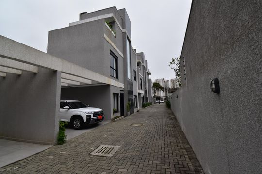 Área comum de casa de condomínio à venda com 3 quartos, 125m² em Campo Comprido, Curitiba