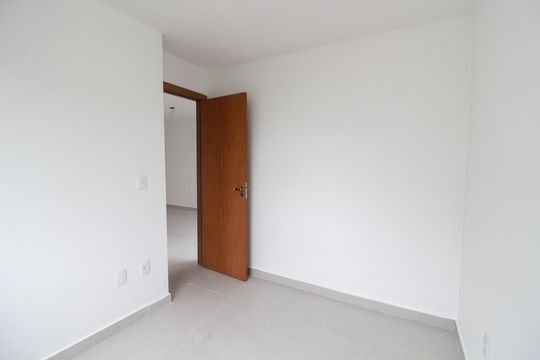 Quarto 1 de apartamento para alugar com 2 quartos, 41m² em Jardim Arpoador, São Paulo