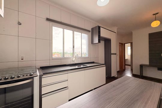 Cozinha de apartamento para alugar com 2 quartos, 82m² em Parque Oratório, Santo André