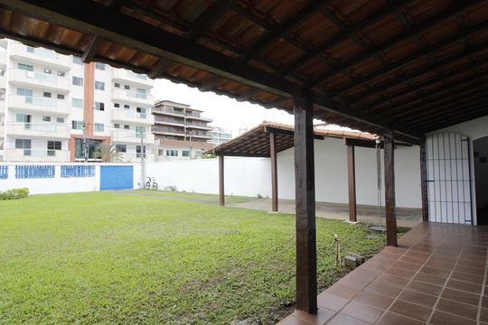 Área externa de casa para alugar com 2 quartos, 120m² em Braga, Cabo Frio