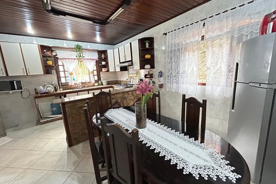 Cozinha de casa à venda com 4 quartos, 480m² em Jardim Sulacap, Rio de Janeiro