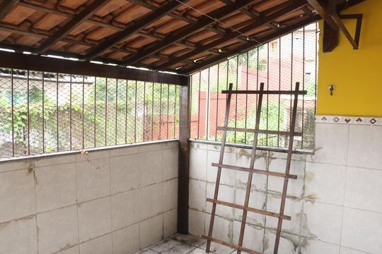Área de Serviço de casa para alugar com 2 quartos, 114m² em Caonze, Nova Iguaçu