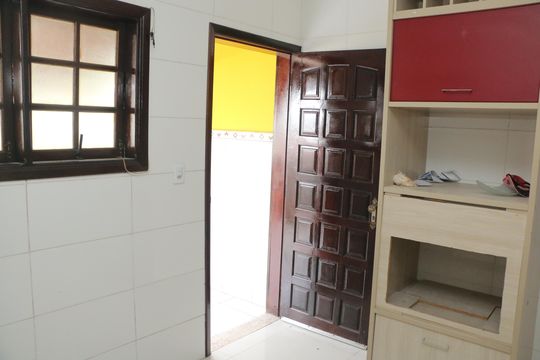 Cozinha de casa para alugar com 2 quartos, 114m² em Caonze, Nova Iguaçu