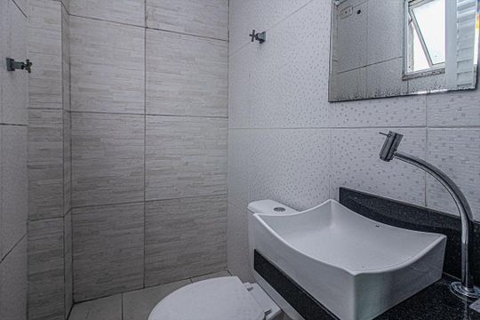 banheiro na área gourmet_1 de casa para alugar com 2 quartos, 80m² em Vila Moraes, São Paulo