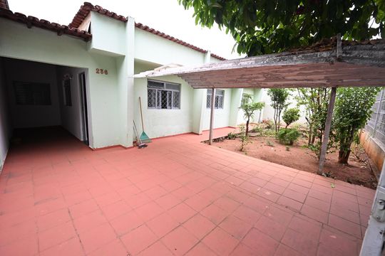 Casa à venda com 3 quartos, 178m² em Vila Americano do Brasil, Goiânia