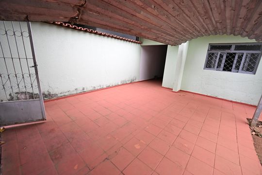 Área externa de casa à venda com 3 quartos, 178m² em Vila Americano do Brasil, Goiânia